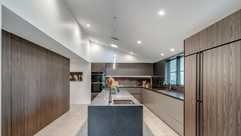 Modern kitchen in Indian Hill, Ohio