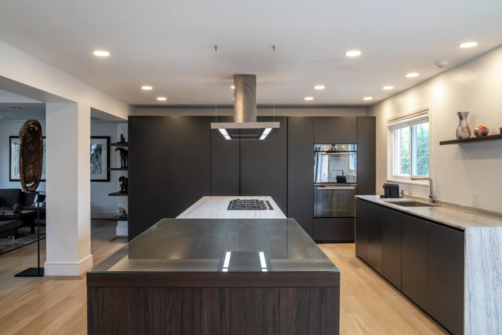 Custom cabinets with integrated channels and recessed grips